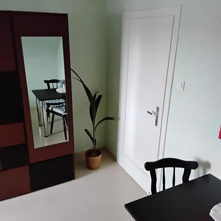 Проживание в семье Schoenes Im Einfamilienhaus Рёдермарк